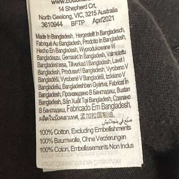 Def Leppard 2021 Licensed Black Cotton Unisex T-Shirt Size L Grunge Streetwear - Picture 6 of 10